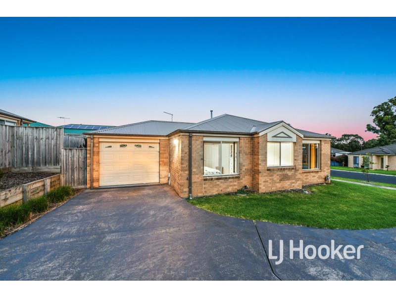 7/101 Ebony Drive, Pakenham VIC 3810