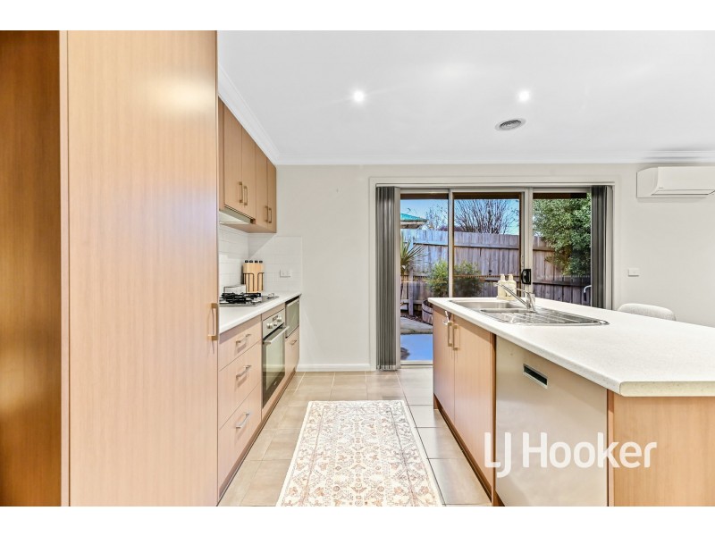 7/101 Ebony Drive, Pakenham VIC 3810