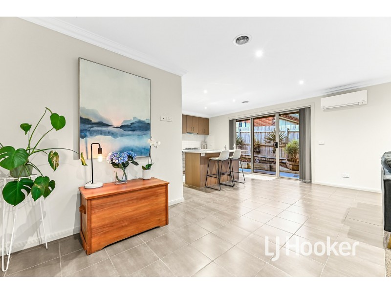 7/101 Ebony Drive, Pakenham VIC 3810