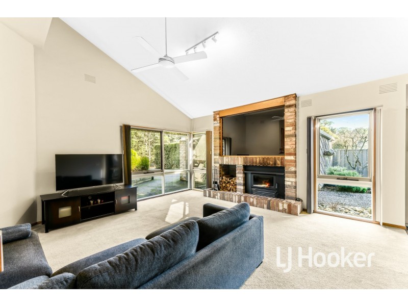 9 Steane Street, Cockatoo VIC 3781