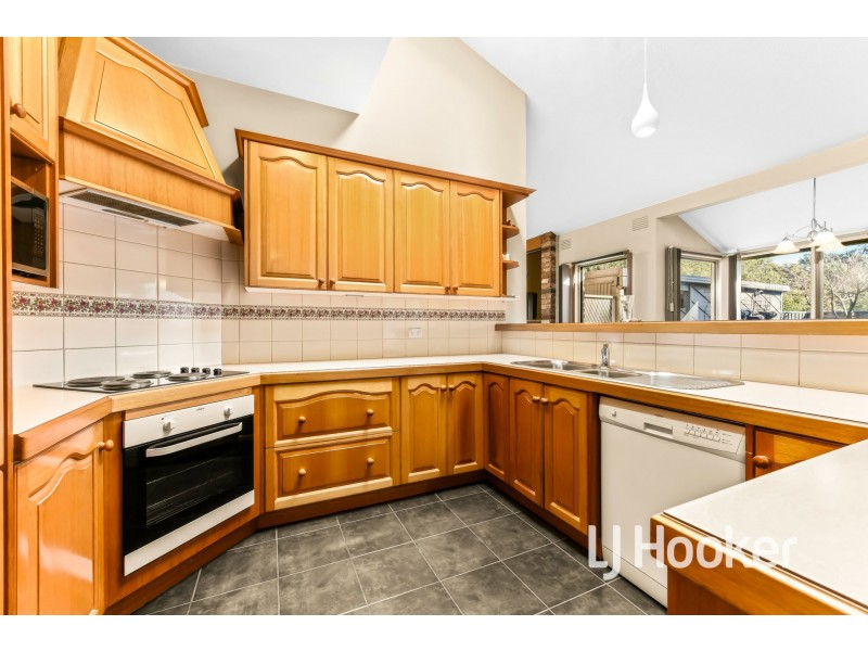9 Steane Street, Cockatoo VIC 3781