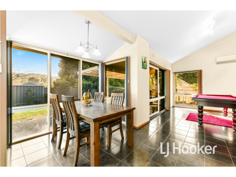 9 Steane Street, Cockatoo VIC 3781