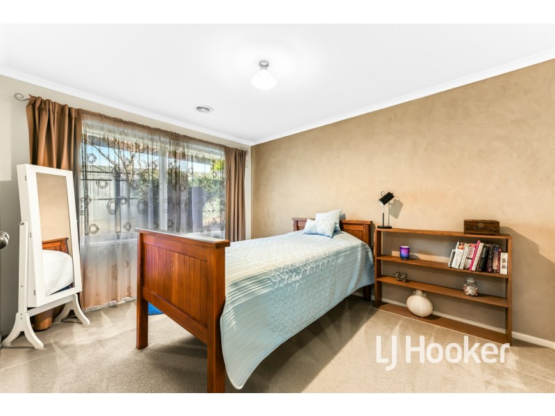 9 Steane Street, Cockatoo VIC 3781