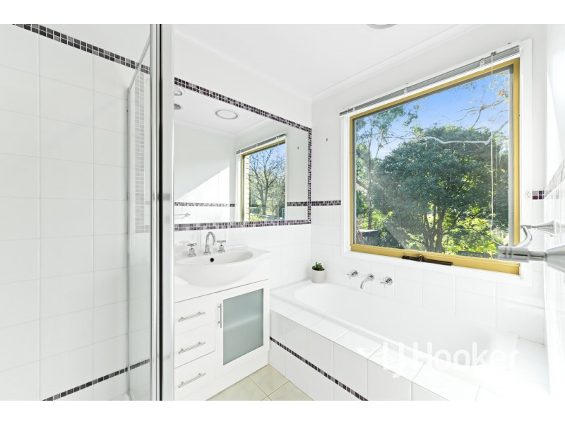 9 Steane Street, Cockatoo VIC 3781