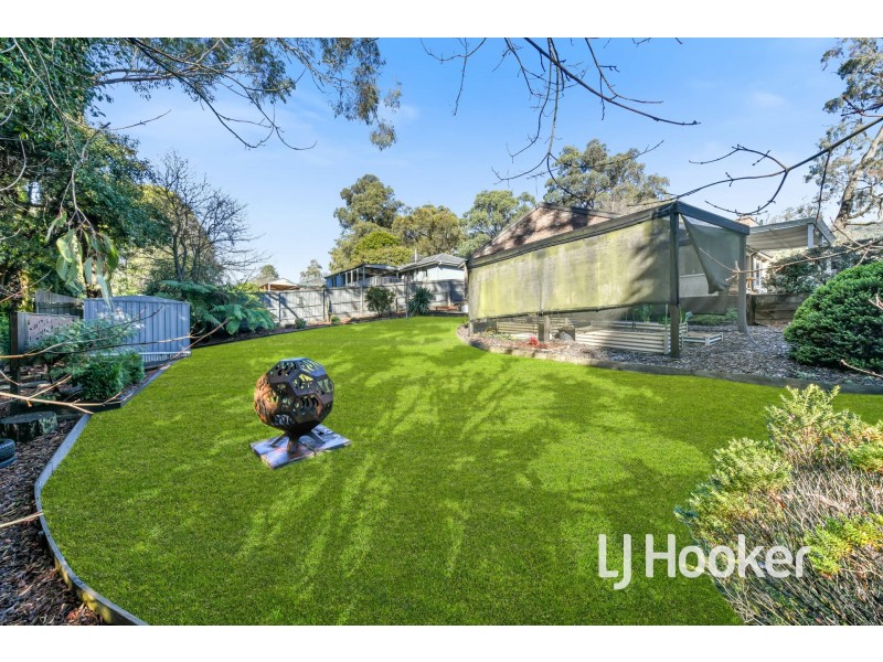 9 Steane Street, Cockatoo VIC 3781