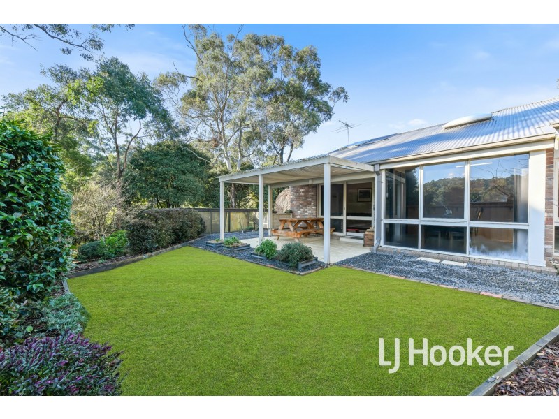 9 Steane Street, Cockatoo VIC 3781