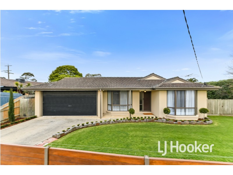 14 Van Haaster Grove, Skye VIC 3977