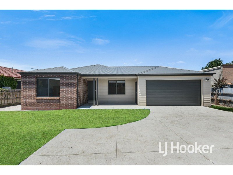 2/376 Rossiter Road, Koo Wee Rup VIC 3981