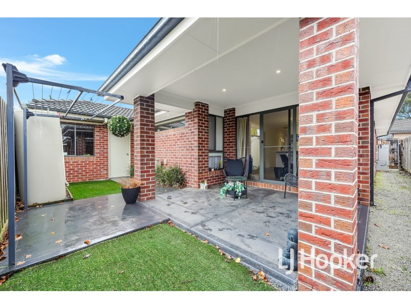 2/14 Hair Court, Beaconsfield VIC 3807