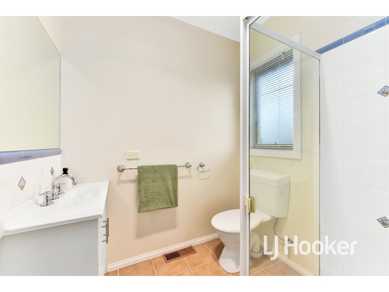 5 Kinross Court, Pakenham VIC 3810