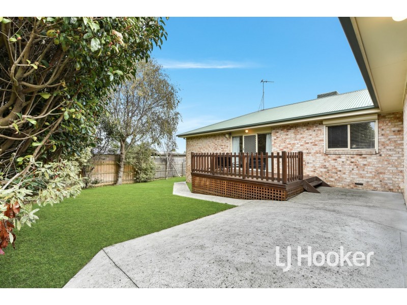 5 Kinross Court, Pakenham VIC 3810