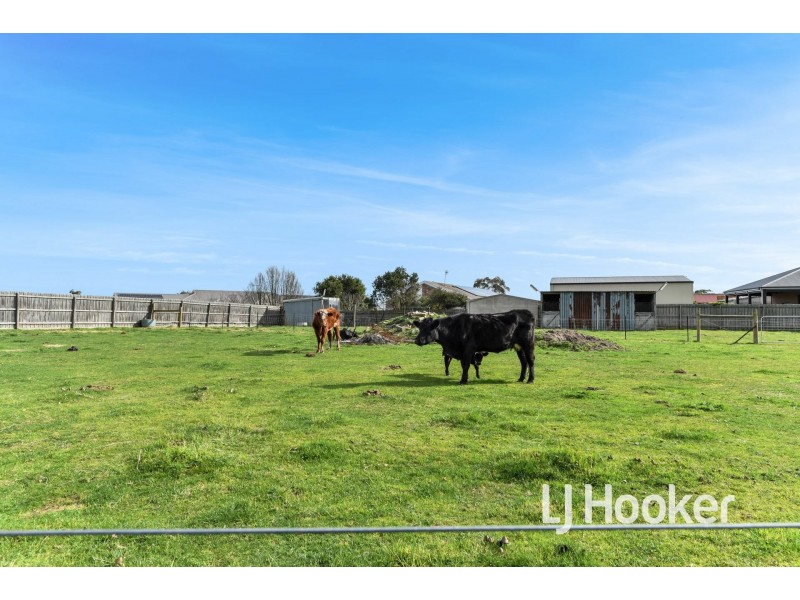 234 McDonalds Track, Lang Lang VIC 3984