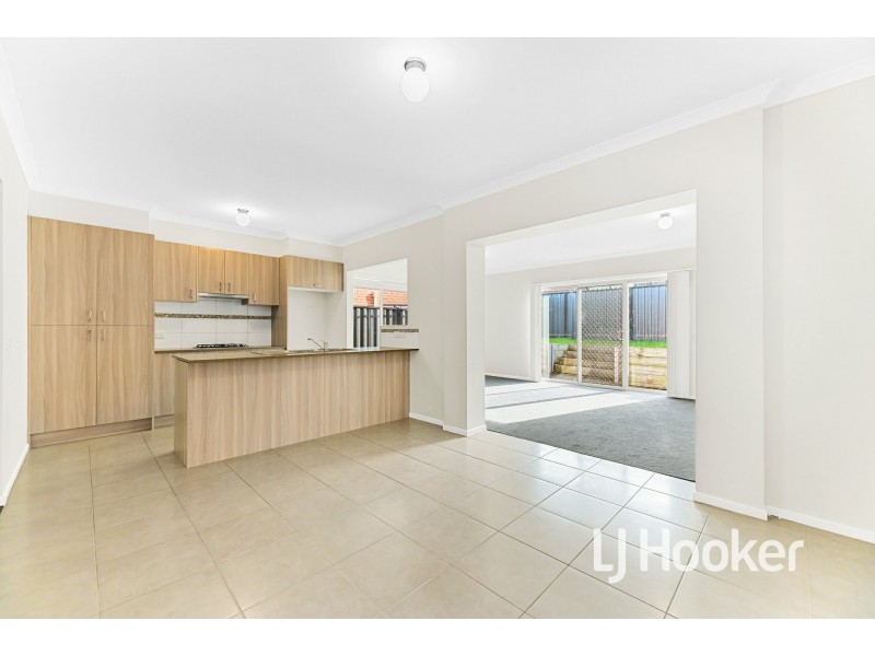 3 Havana Parade, Pakenham VIC 3810