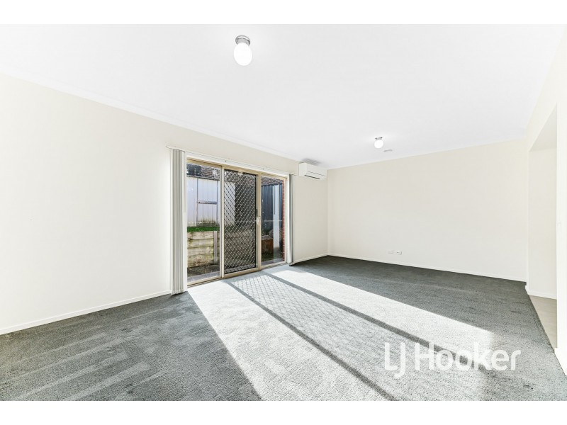3 Havana Parade, Pakenham VIC 3810