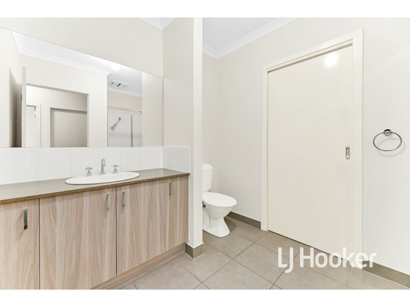 3 Havana Parade, Pakenham VIC 3810