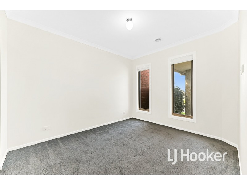 3 Havana Parade, Pakenham VIC 3810