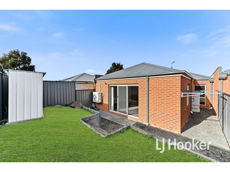 3 Havana Parade, Pakenham VIC 3810