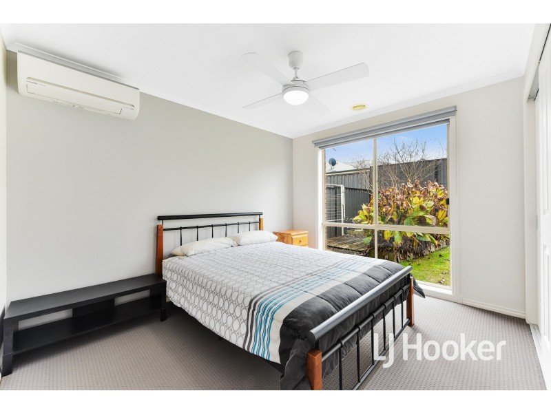 65 Leigh Drive, Pakenham VIC 3810