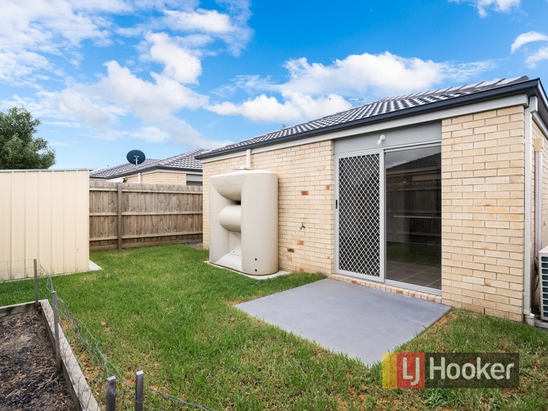 4/7 Melissa Way, Pakenham VIC 3810