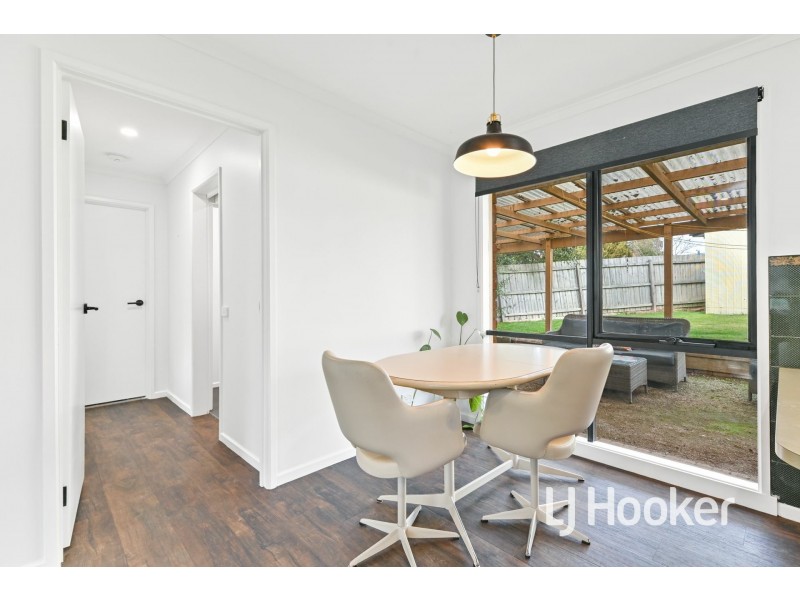 56 Duncan Drive, Pakenham VIC 3810
