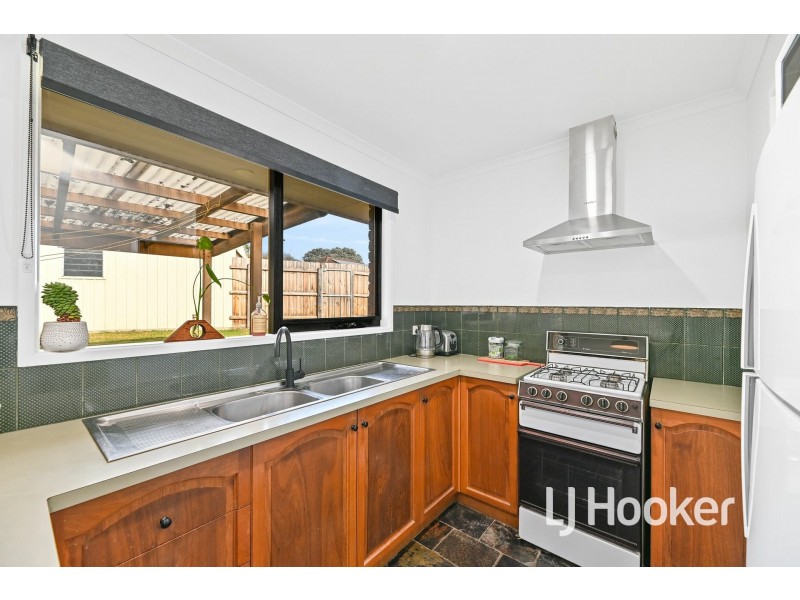 56 Duncan Drive, Pakenham VIC 3810