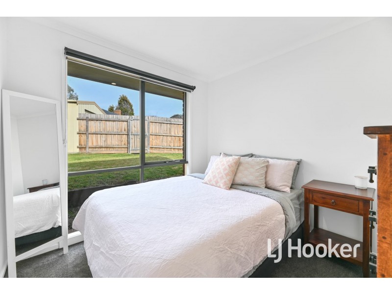 56 Duncan Drive, Pakenham VIC 3810