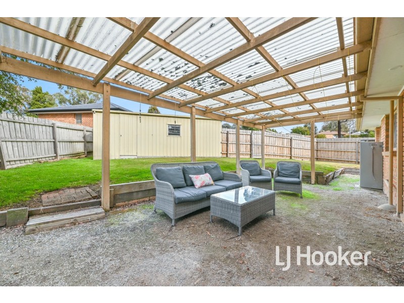 56 Duncan Drive, Pakenham VIC 3810