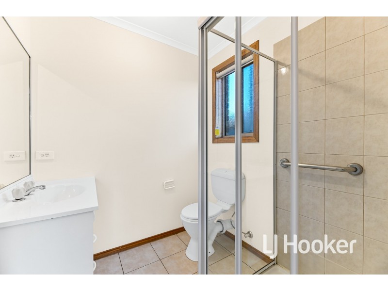 5 Rossi Close, Pakenham VIC 3810