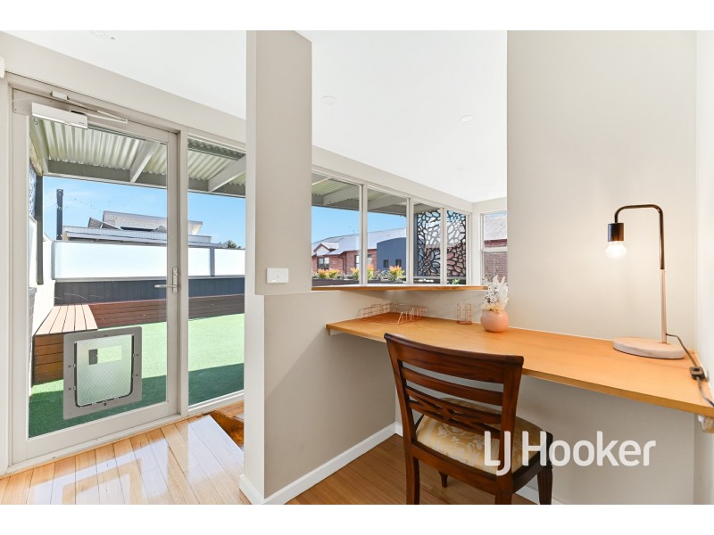 7 Sunline Terrace, Pakenham VIC 3810