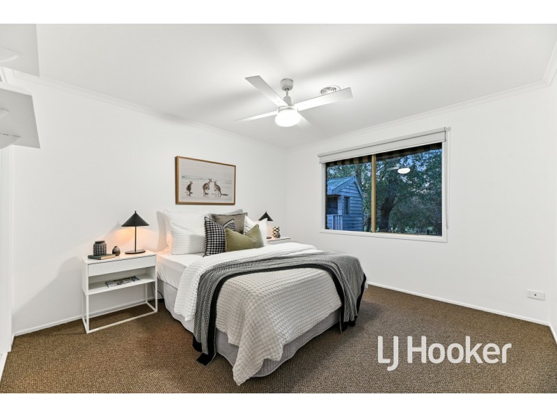 10 Pinewood Crescent, Berwick VIC 3806