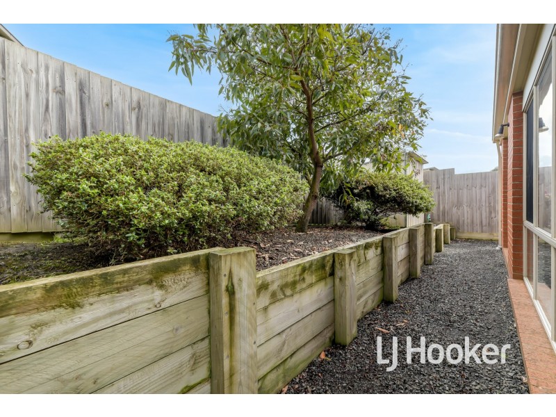 3/14 Shakespeare Court, Drouin VIC 3818