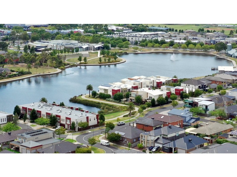1/16-20 Cormorant Parade, Pakenham VIC 3810