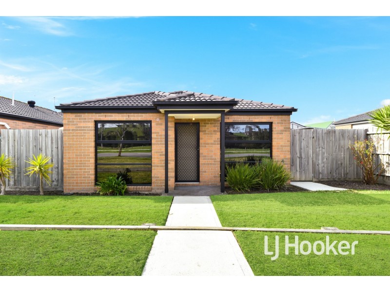 3/142 Toomuc Valley Road, Pakenham VIC 3810