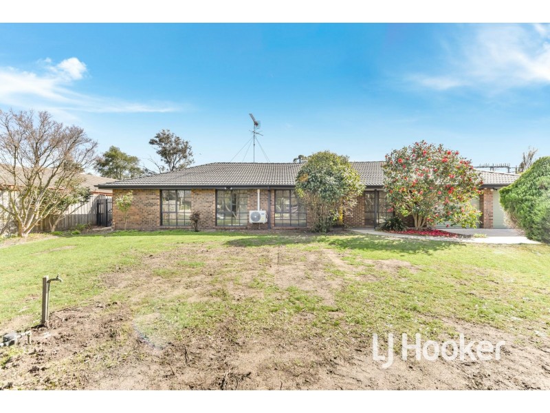 1-3 Tania Court, Pakenham VIC 3810