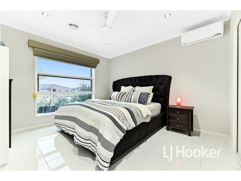 12 Violet Street, Bunyip VIC 3815