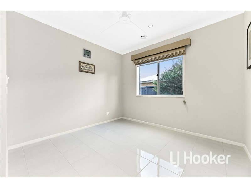 12 Violet Street, Bunyip VIC 3815