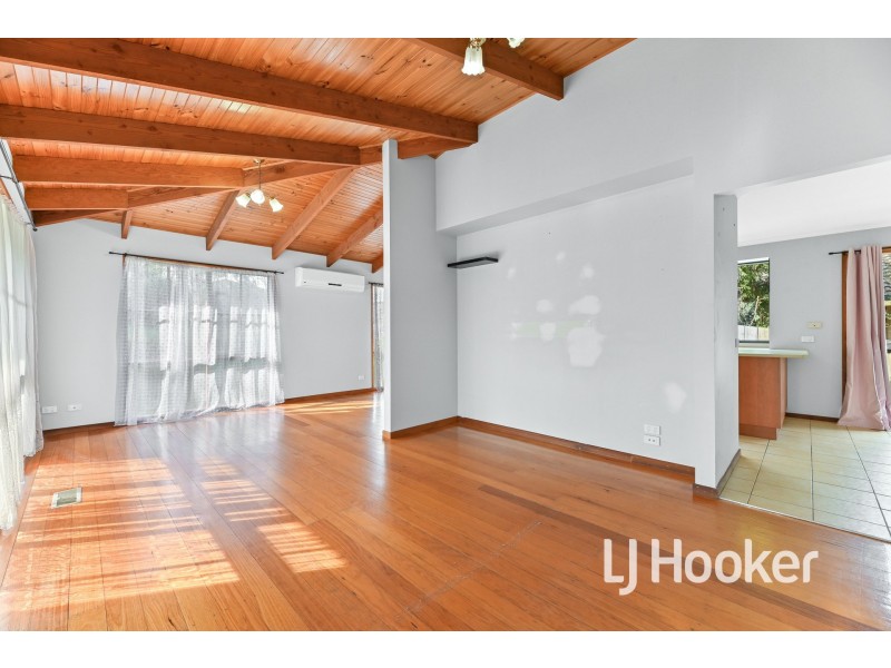 13 Breyleigh Drive, Pakenham VIC 3810