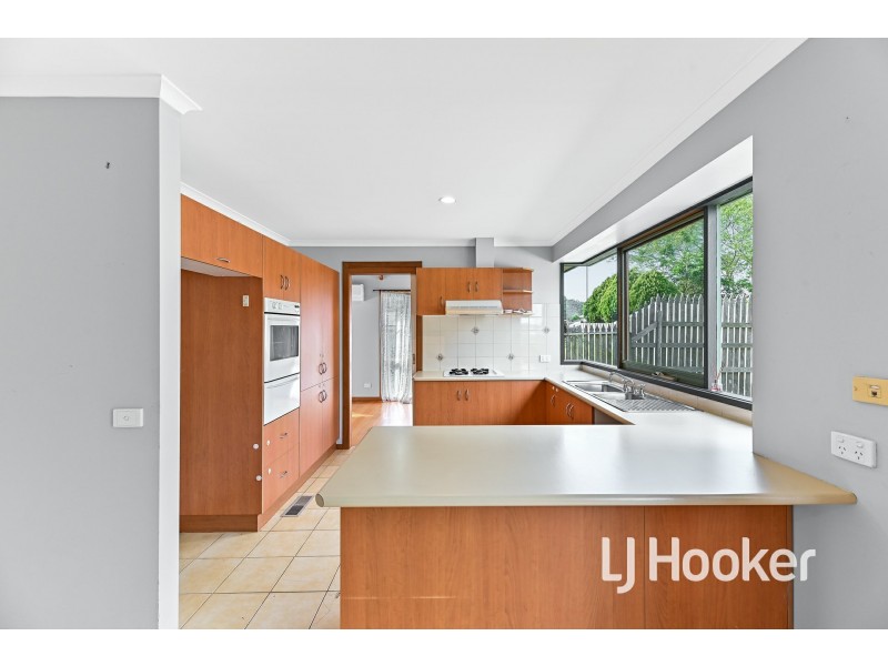 13 Breyleigh Drive, Pakenham VIC 3810