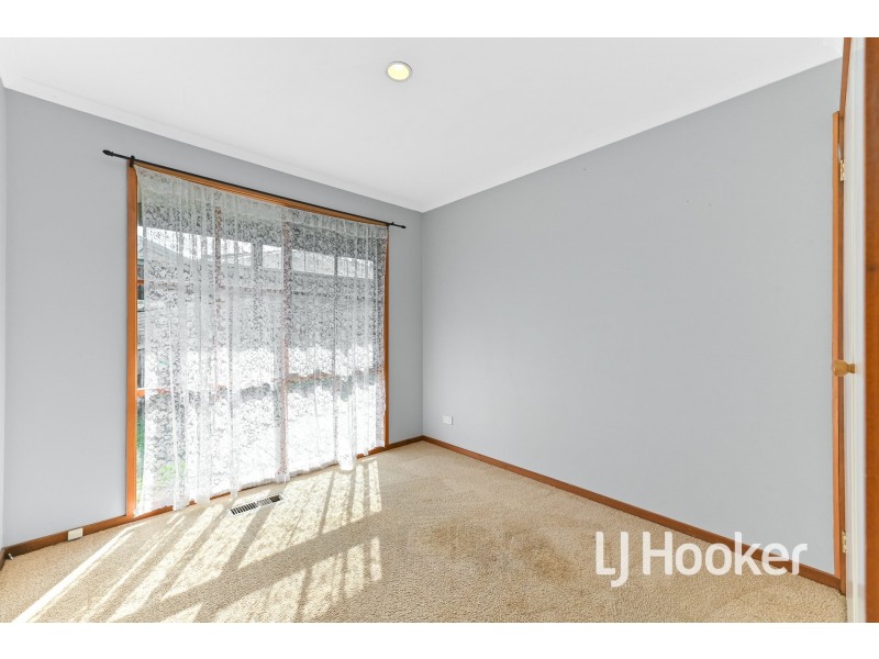 13 Breyleigh Drive, Pakenham VIC 3810