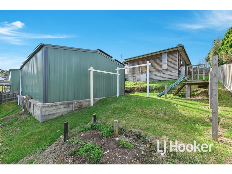 13 Breyleigh Drive, Pakenham VIC 3810