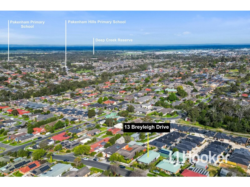 13 Breyleigh Drive, Pakenham VIC 3810