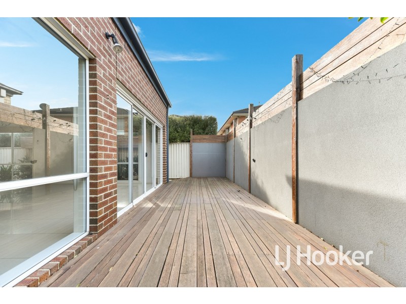 9 Portland Road, Pakenham VIC 3810