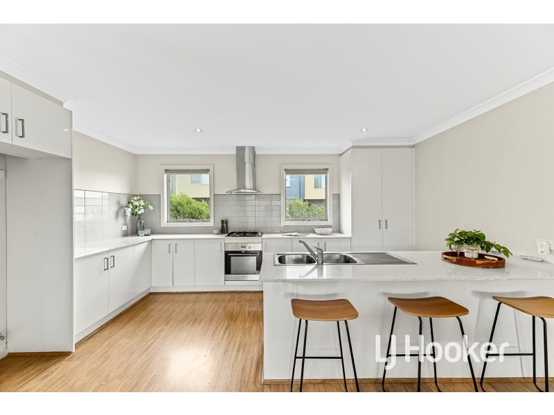 10/13 Harlesden Circuit, Pakenham VIC 3810