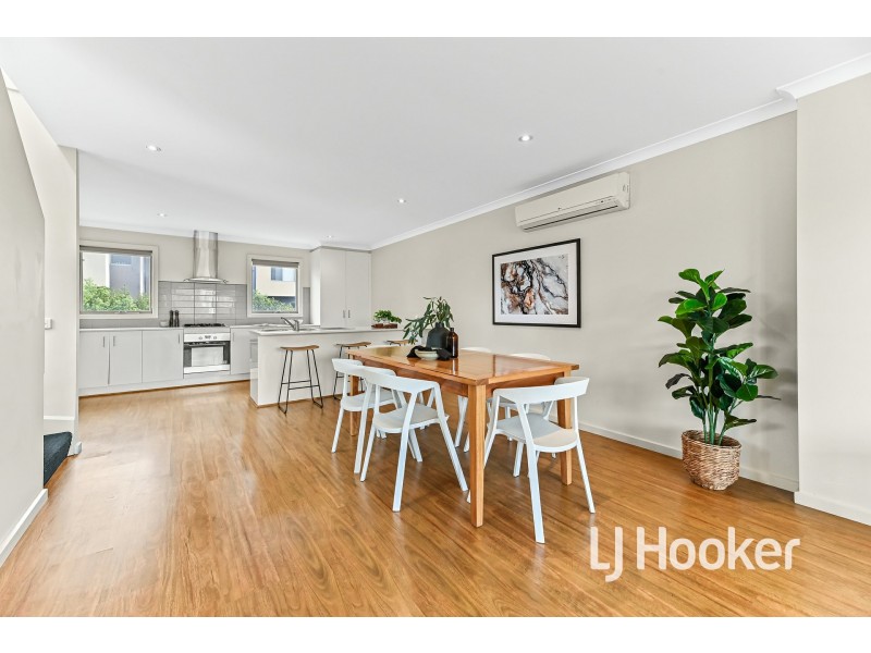 10/13 Harlesden Circuit, Pakenham VIC 3810