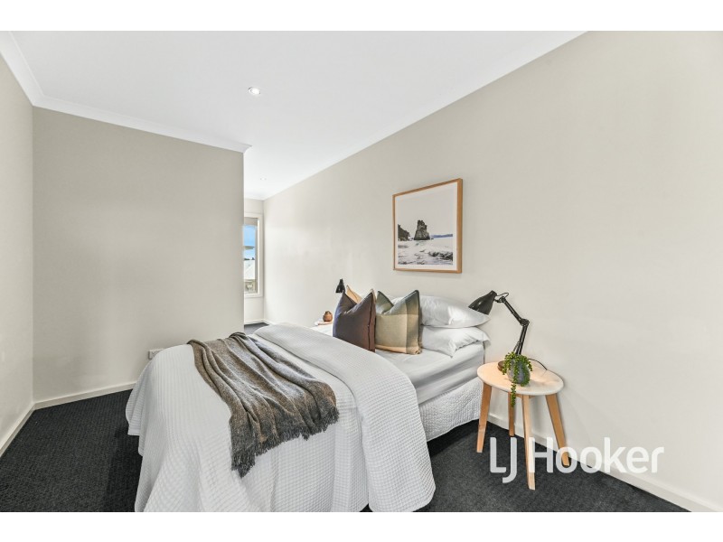 10/13 Harlesden Circuit, Pakenham VIC 3810