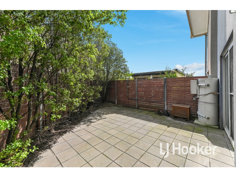 10/13 Harlesden Circuit, Pakenham VIC 3810