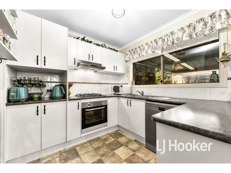 47 Syme Road, Pakenham VIC 3810