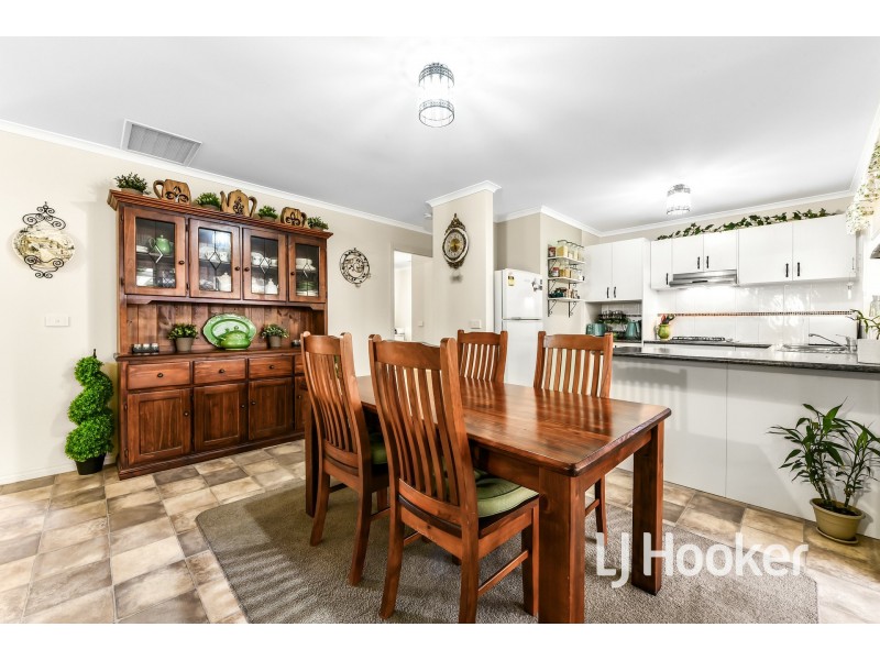 47 Syme Road, Pakenham VIC 3810