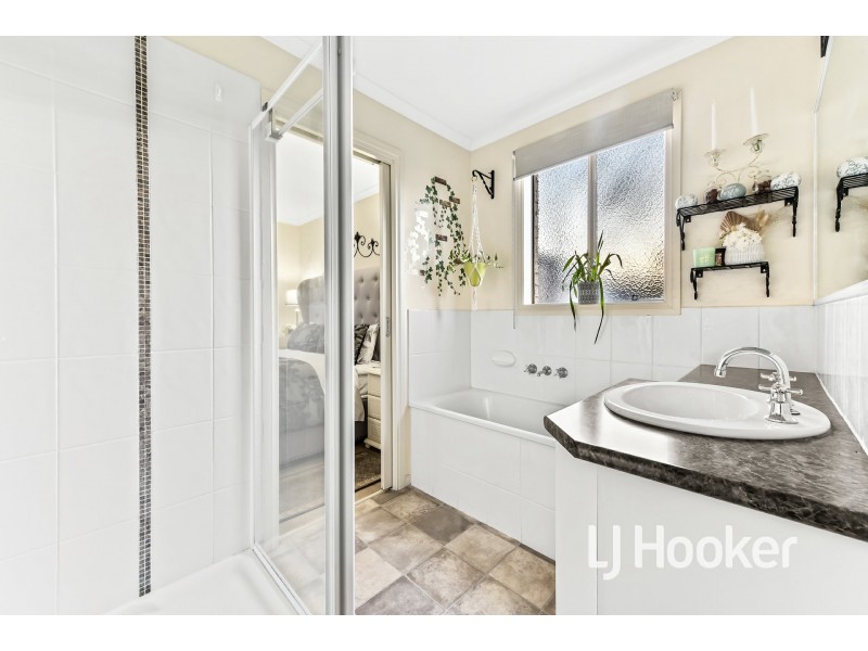 47 Syme Road, Pakenham VIC 3810