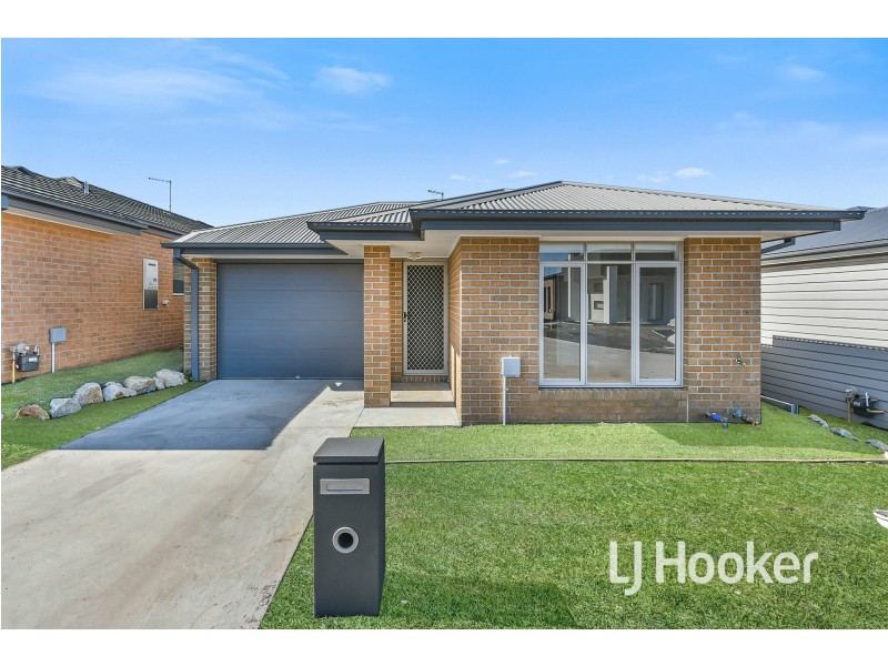 26 Cabernet Way, Pakenham VIC 3810